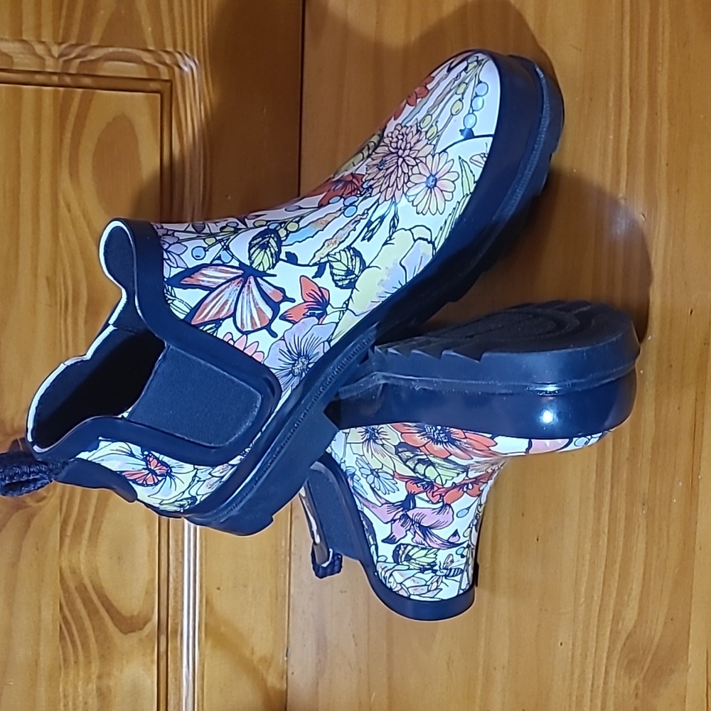 SakRoots Waterproof Floral Rain Booties 💐🌻🌷🌼🌹🌸